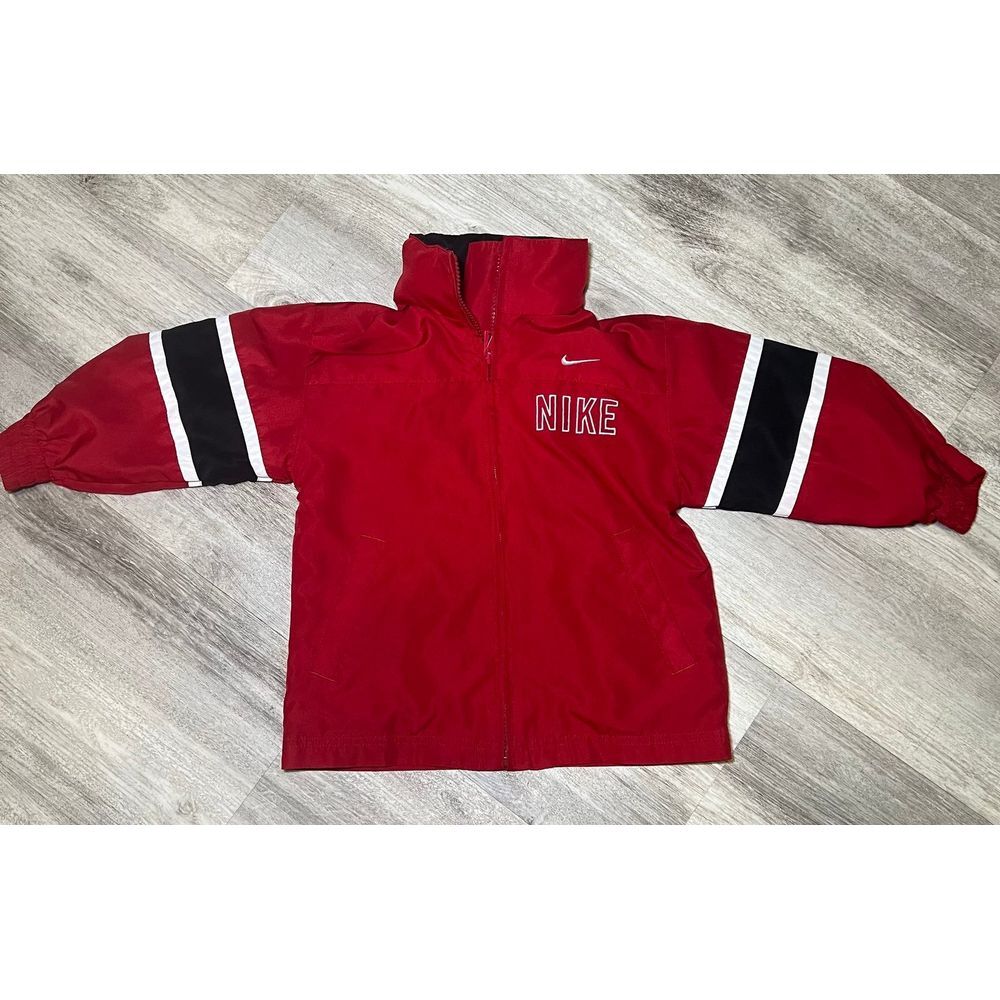 Nike‎ jacket size 4T hideaway hood